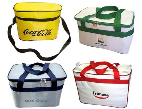 BOLSA TERMICA EM NAYLON 70 PLATIFICADO COM FORRO EM FILME 010